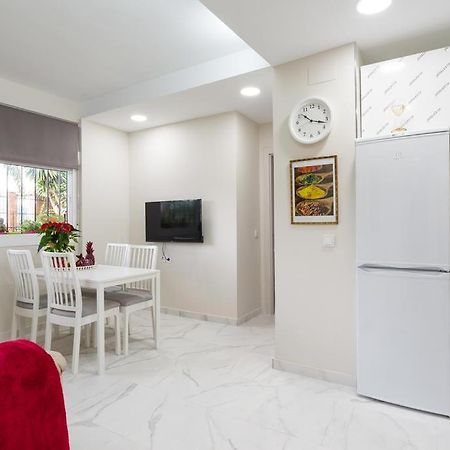 Apartamento Flamingo Apartment Malaga Luaran gambar